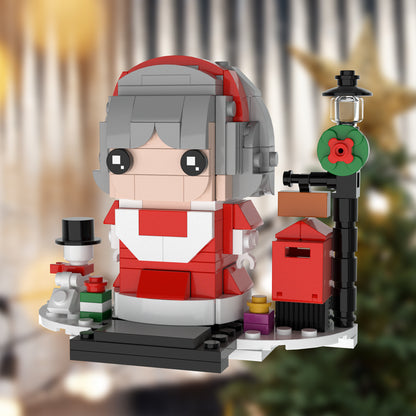 MOC Christmas Building Sets contain Christmas Reindeer, Nutcrackers, Mr. &amp; Mrs. Claus, Santa Claus