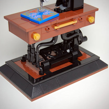 MOC-41609 Antique Singer Sewing Machine Kinetic Sculpture