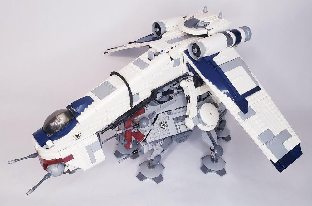 MOC-124928 Republic Dropship V2 Works with both 2013 and 2022 AT-TEs building blocks series bricks set