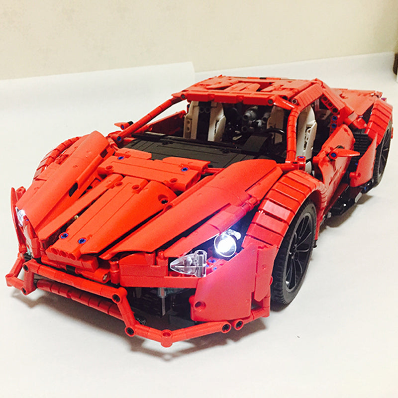 MOC-7951 Lykan hypersport