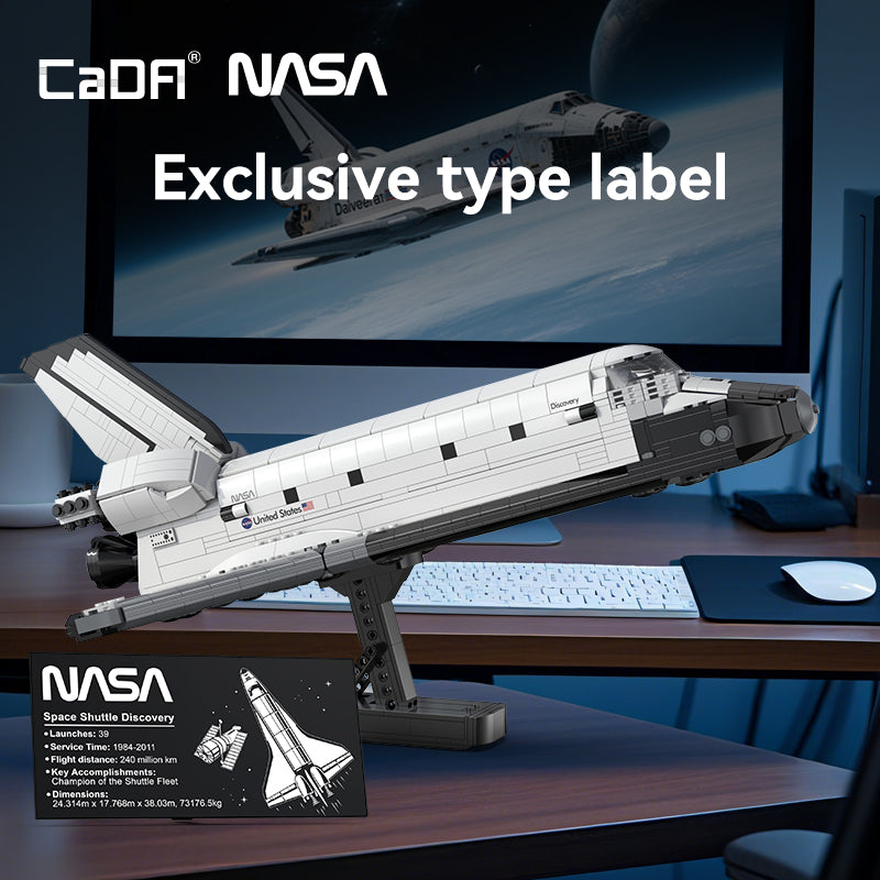 Cada Master1:80 NASA Space Shuttle Discovery C56052W