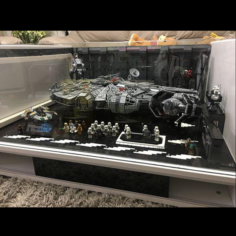 MOC-0631 Star Wars Docking Bay 327 Hanger for minifig scale UCS Falcon Limited Edition without Light Kits