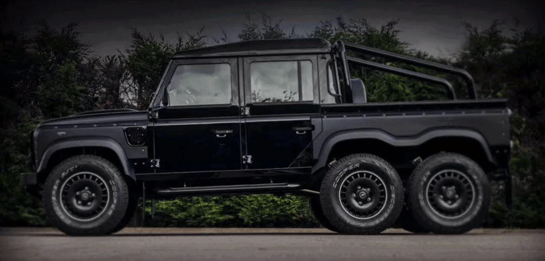 BUILO QC006 Land Rover Defender Pick Up 6 Wheels Flying Huntsman Kahn Design