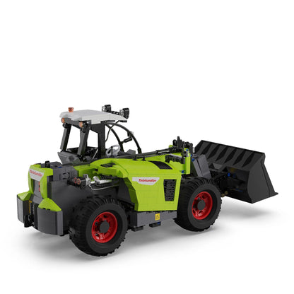 CaDA Master Telehandler With Full Functional Remote Control Unit C61051W