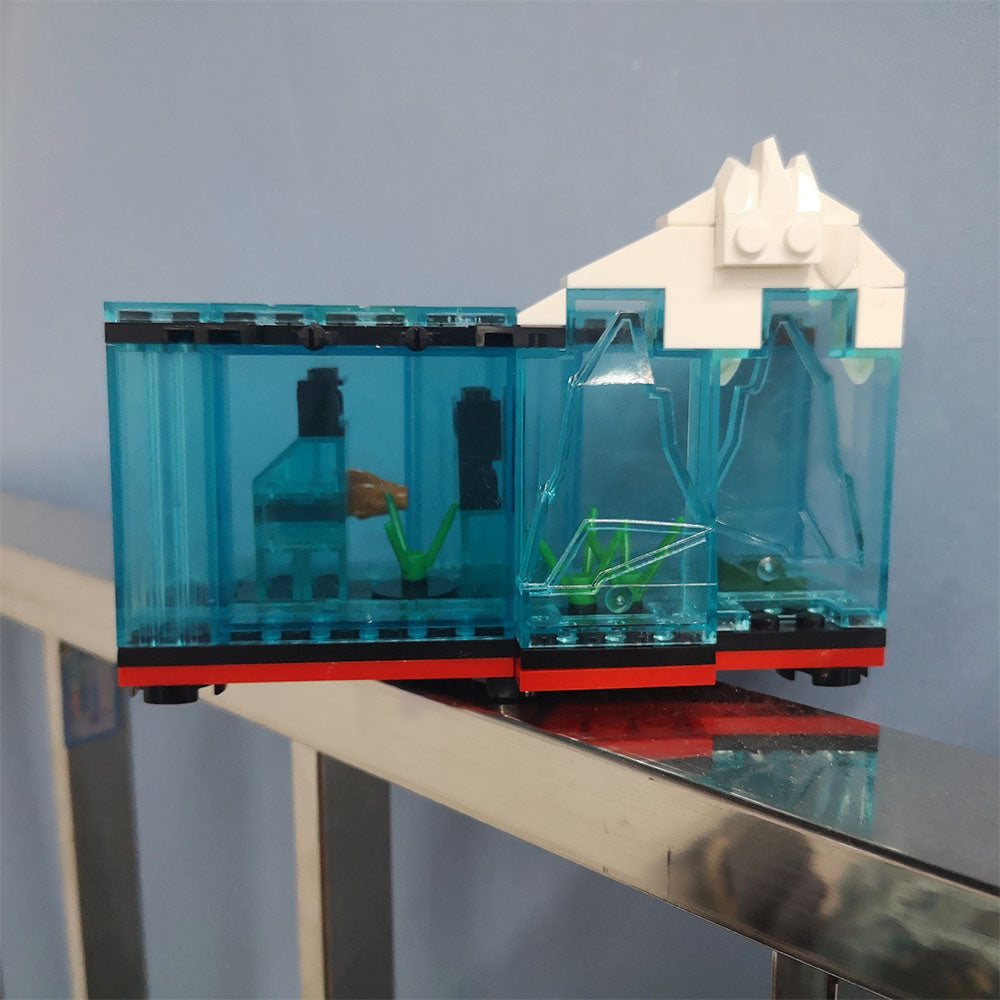 MOC-91796 The Sinking Micro Titanic Display Expansion Set