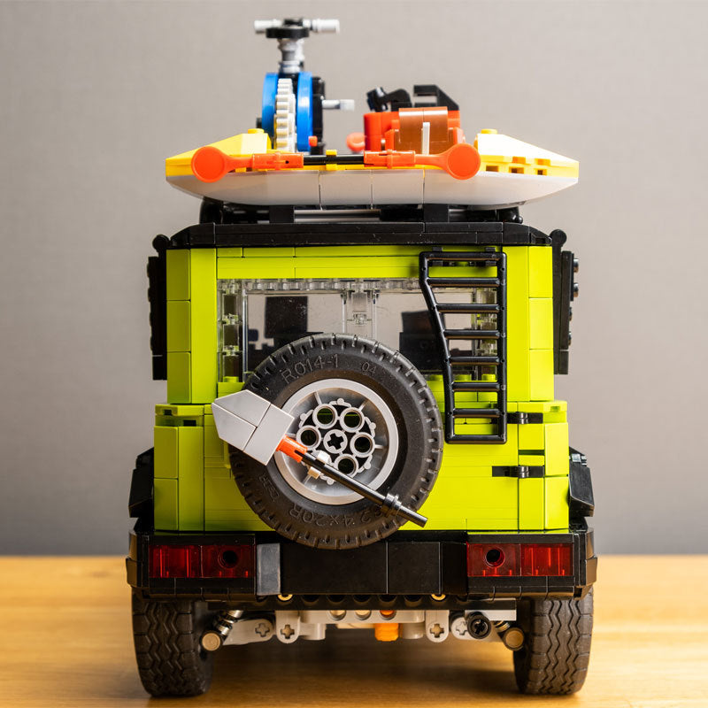 CADA C62001 Moc Technic Green "Suzuki" Jimmy Car Building Blocks with Motor 1803pcs 1:12 Bricks Toys Ship From China.