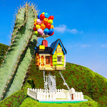 DK7025 Movie &amp; Game Creator Balloon House Building Blocks 555pcs Bricks from China Delivery.