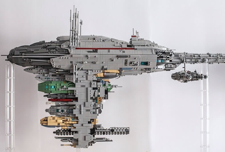 MOC 5083 Mortesv?s UCS Nebulon-B Medical Frigate by