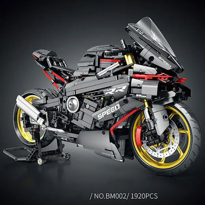 JUHANG BM002 MOC Technical 1:5 black warrior motorcycle Building blocks 1920pcs Gift Toys from China.