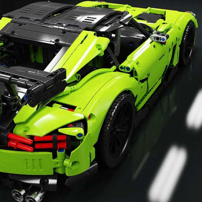 KIYUI 10089 1:8 Retro sports car Super Racing Building Blocks Green AMG GT -R 1 technic Model 2541pcs Bricks Children Toys MOC-73939 from China