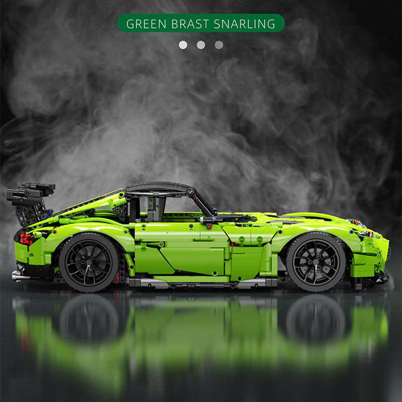 KIYUI 10089 1:8 Retro sports car Super Racing Building Blocks Green AMG GT -R 1 technic Model 2541pcs Bricks Children Toys MOC-73939 from China