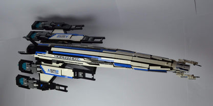 MOC 21541 Mass Effect 3 Normandy SR 2 spaceship by ElijahLittle