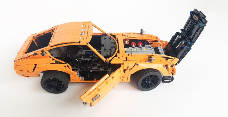 MOC-26511 Yellow 1971 Nissan 240Z Fairlady by Pleasedontspammebro