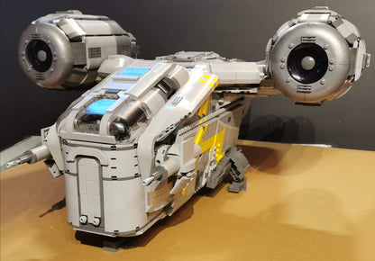 MOC 37840 UCS Razor Crest by Papaglop