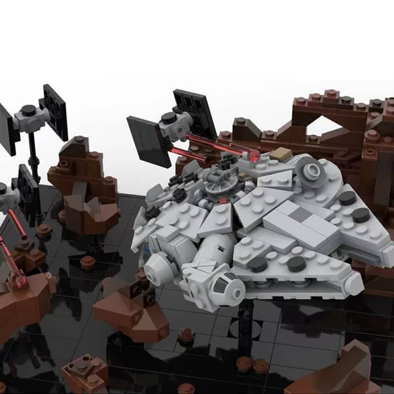 MOC-41087 Asteroid Chase ? Micro Millenn ium Falcon ? Episode V Star Wars by 6211