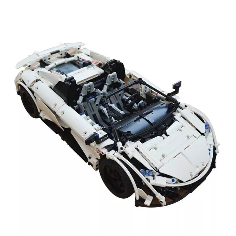 MOC 6332 Super Car McLaren 675 LT Spider (white) by Jeroen Ottens