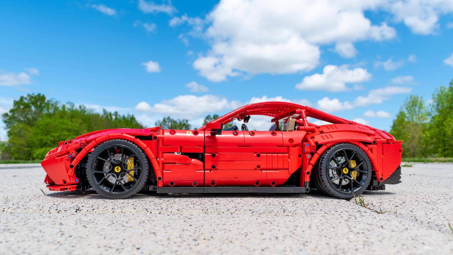 MOC 41271 Ferrari F12 Super Car ? red by Loxlego