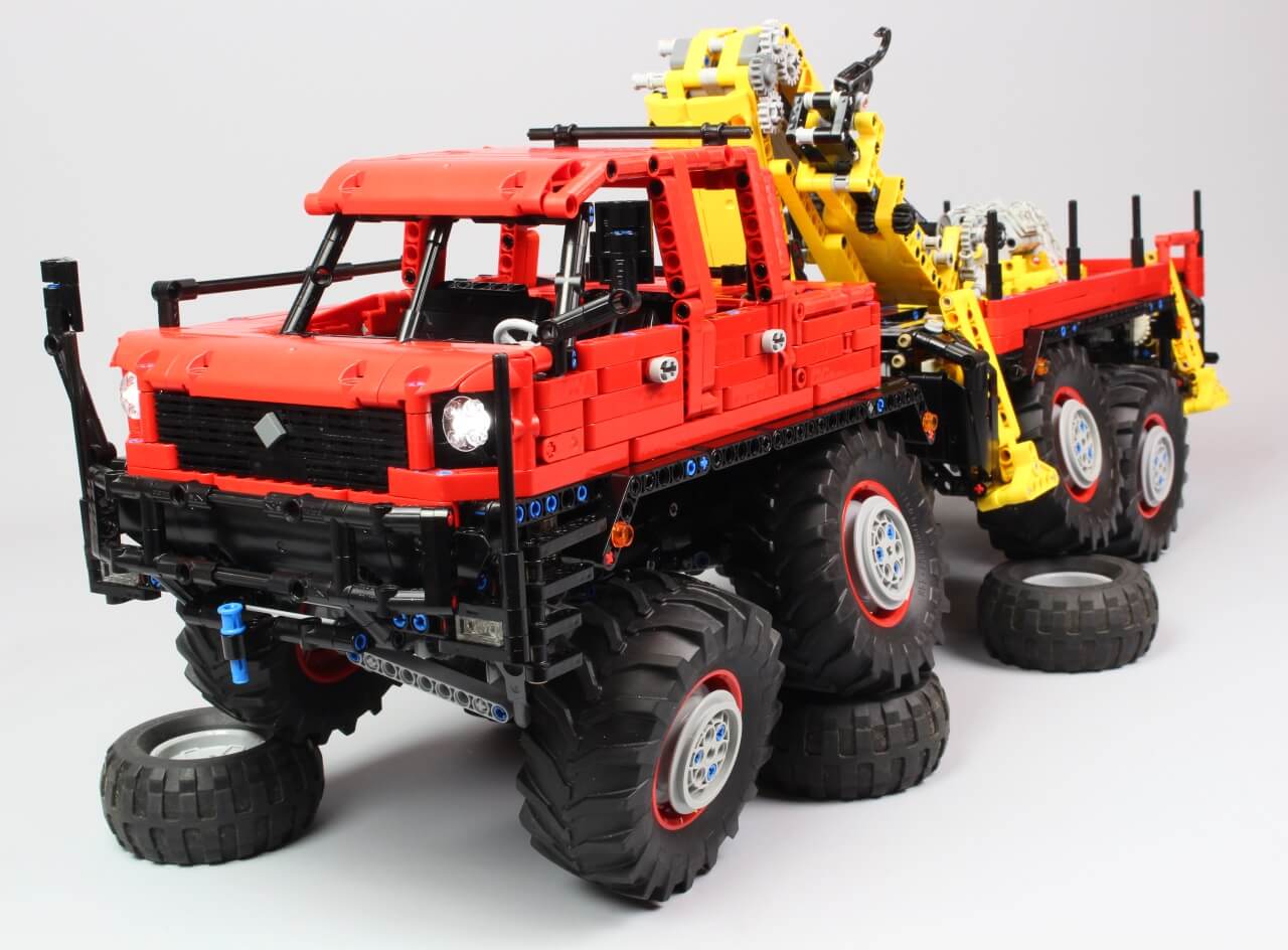 MOULDKING 13146 MOC 15805 Articulated 8?8 Offroad Truck by Nico71