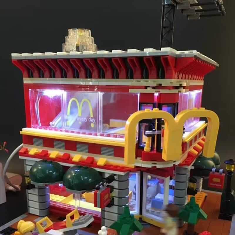 SEMBO SD6901 McDonald Restaurant 4 In 1 with LED Light