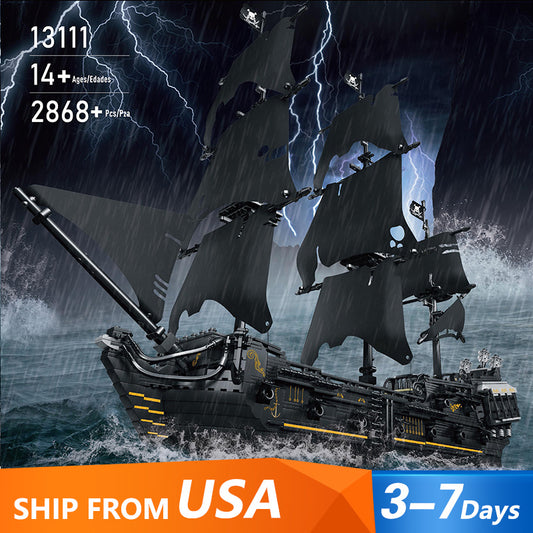 Mould King 13111 Movie &amp; Game Pirates of the Caribbean The Black Pearl Ship Building Blocks 2868pcs Bricks Toys From USA Delivery.
