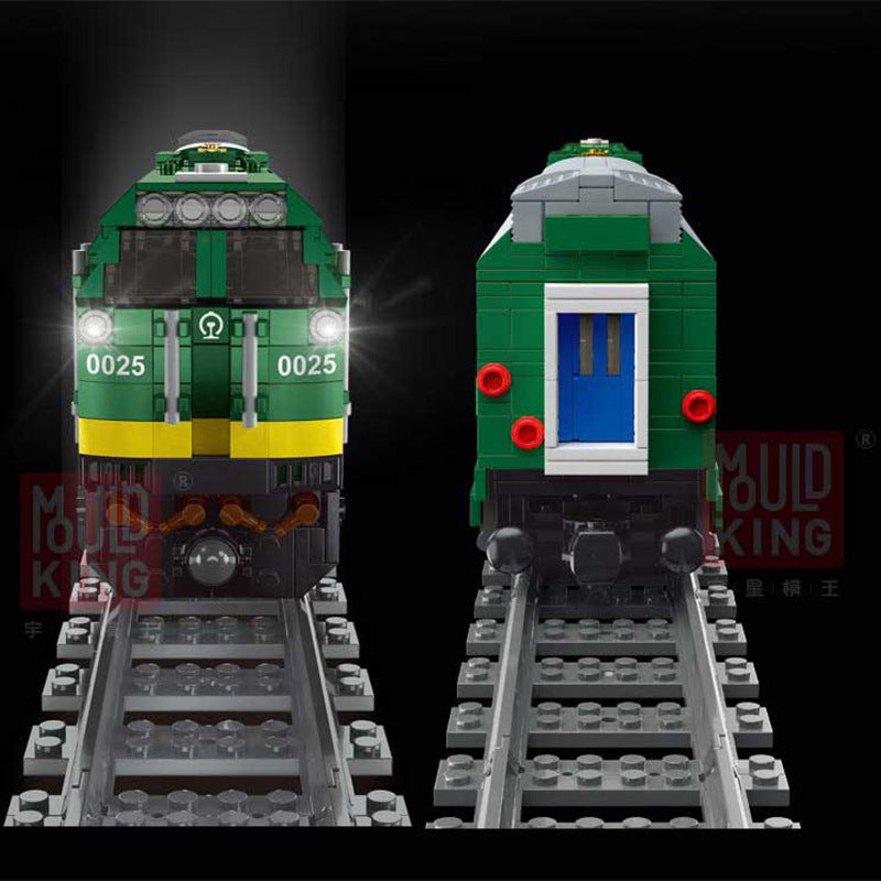 MOULDKING 12001 Technic Railway Series Harmony Remote Control Electric Train Boy Puzzle Building Block 2086pcs Bricks Toy From China