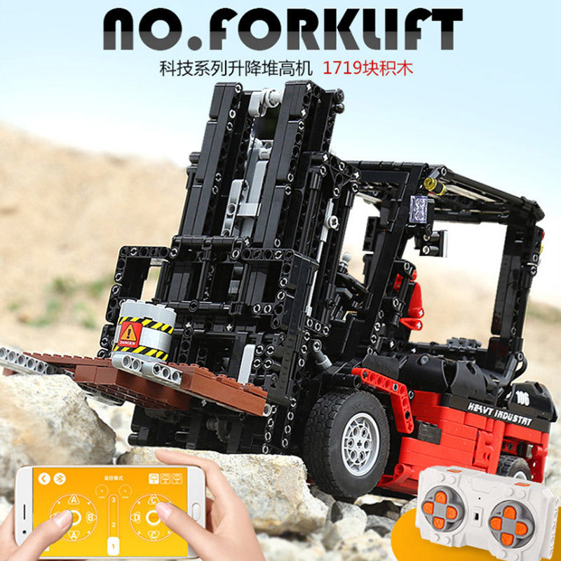 MOULDKING 13106  Technic APP RC Model The Forklift Truck 1719PCS Building Blocks Bricks for Children Assemble Car Christmas Toys