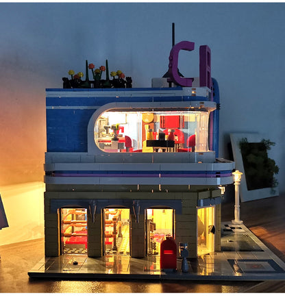 MOULDKING 16031 Street View Barber Shop In Town Model Building Blocks 2267pcs Bricks Toys Gifts From China
