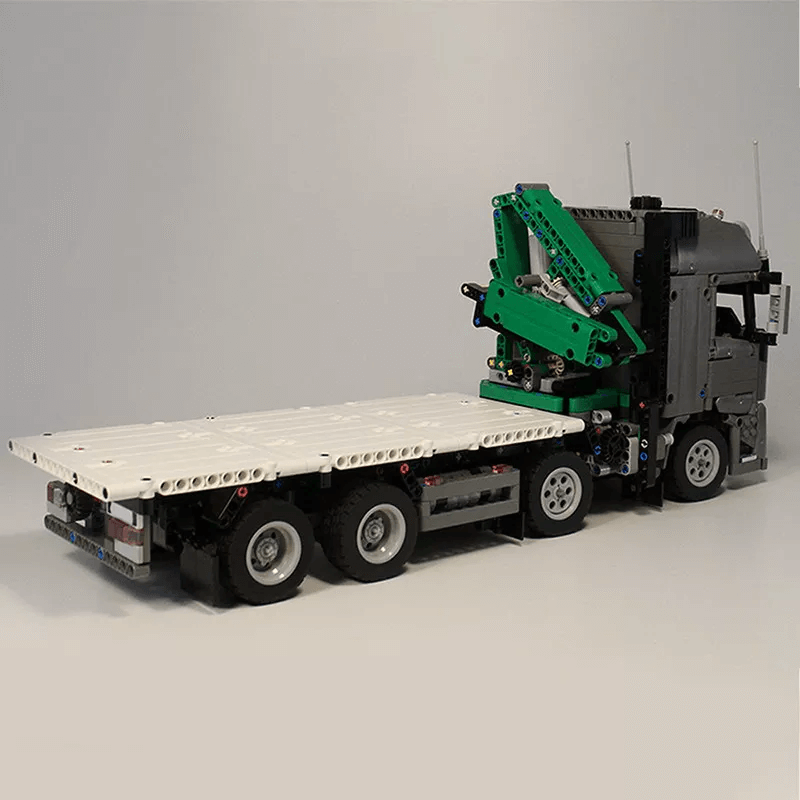 MOC-34643 Volvo crane truck Technic by technicprojects