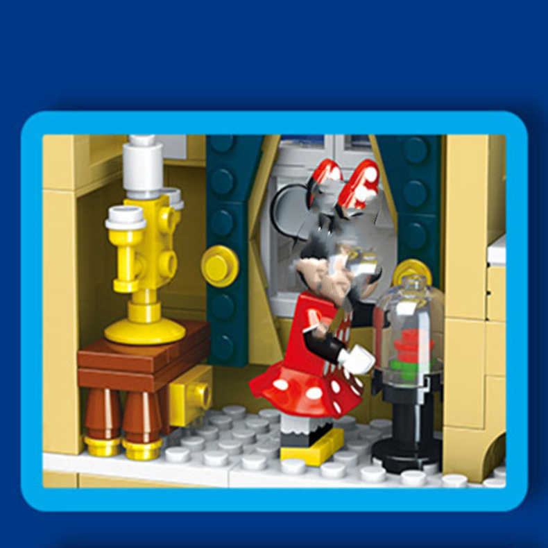 SX9072 Moc City Street Mitch Castle Building Blocks 1676pcs toys bricks no box from China.