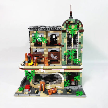 Super18K K125 Downtown Diner Apocalypse Version Creator MOC Bricks Toy from China