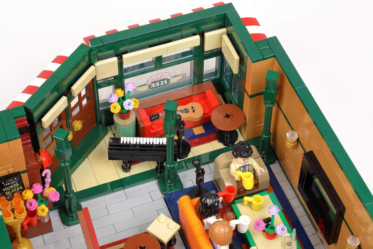 URGE 10189 MOC 34463 Central Perk Big Bang Theory Building by BrickPolis