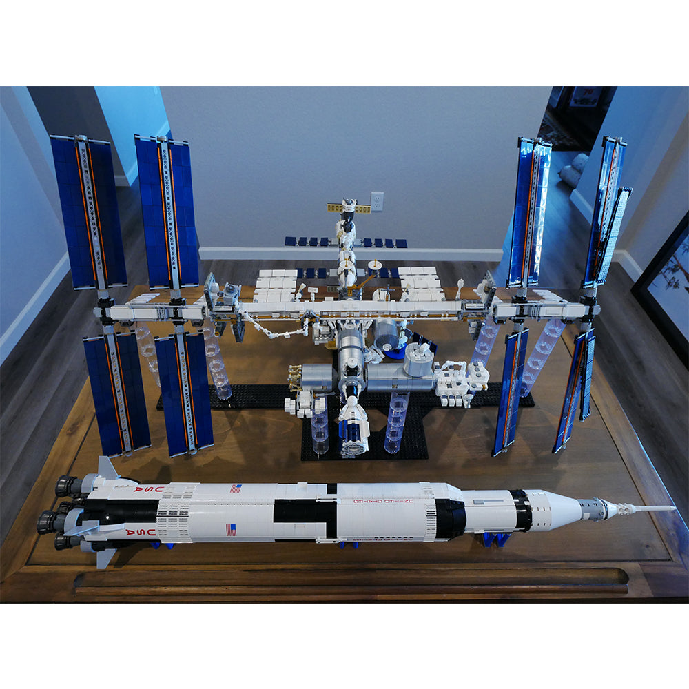 MOC-93305 International Space Station - 1:110 Scale - Historical Timeline 2021 building blocks kit with compatible bricks