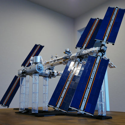 MOC-93305 International Space Station - 1:110 Scale - Historical Timeline 2021 building blocks kit with compatible bricks