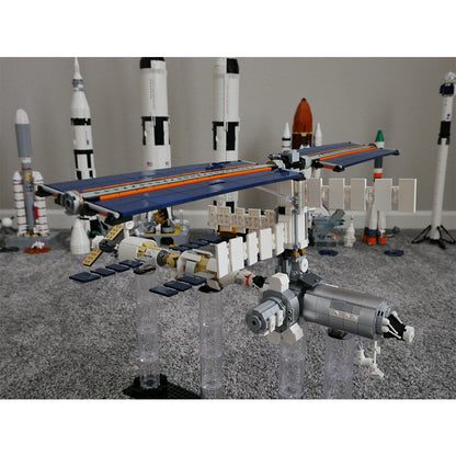 MOC-93305 International Space Station - 1:110 Scale - Historical Timeline 2021 building blocks kit with compatible bricks