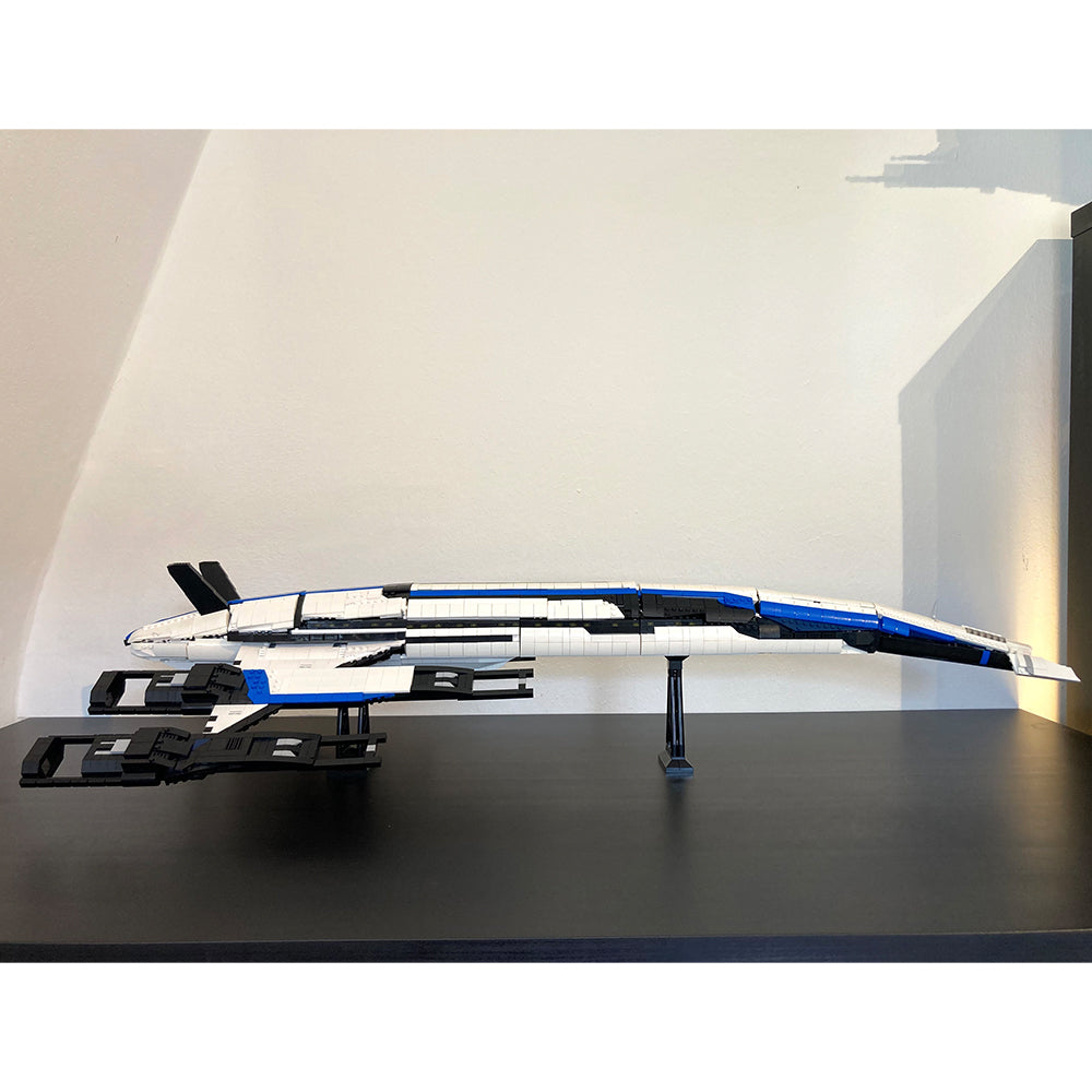 MOC-118415 Mass Effect Normandy SR-2 building blocks kit with compatible bricks