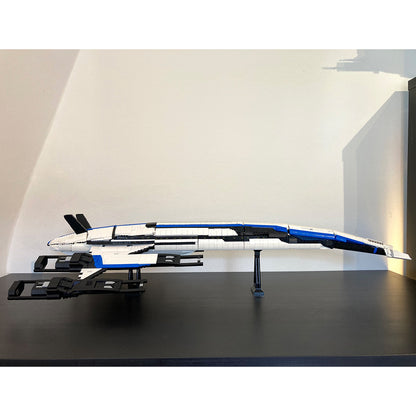 MOC-118415 Mass Effect Normandy SR-2 building blocks kit with compatible bricks