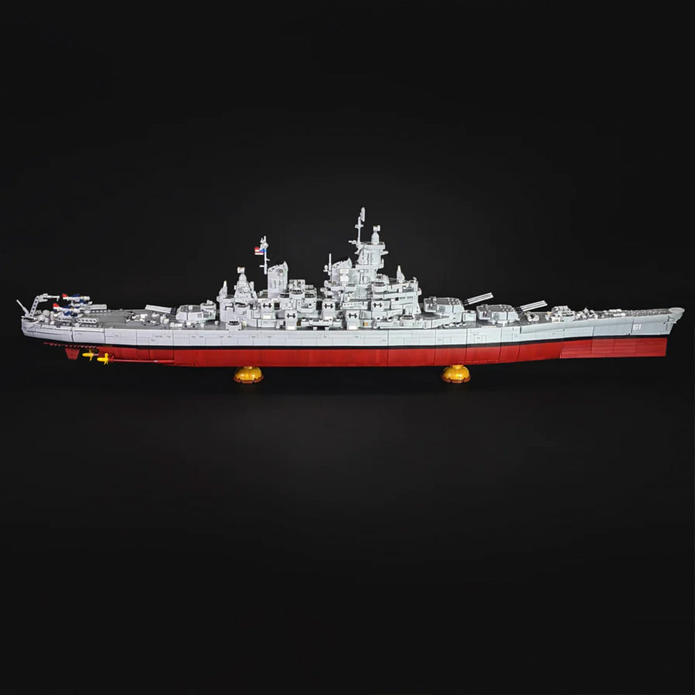MOC USS Iowa BB-61 Battleships building blocks kit with compatible bricks