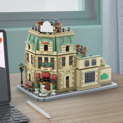 MOC-160521 Ratatouille Gusteau's restaurant