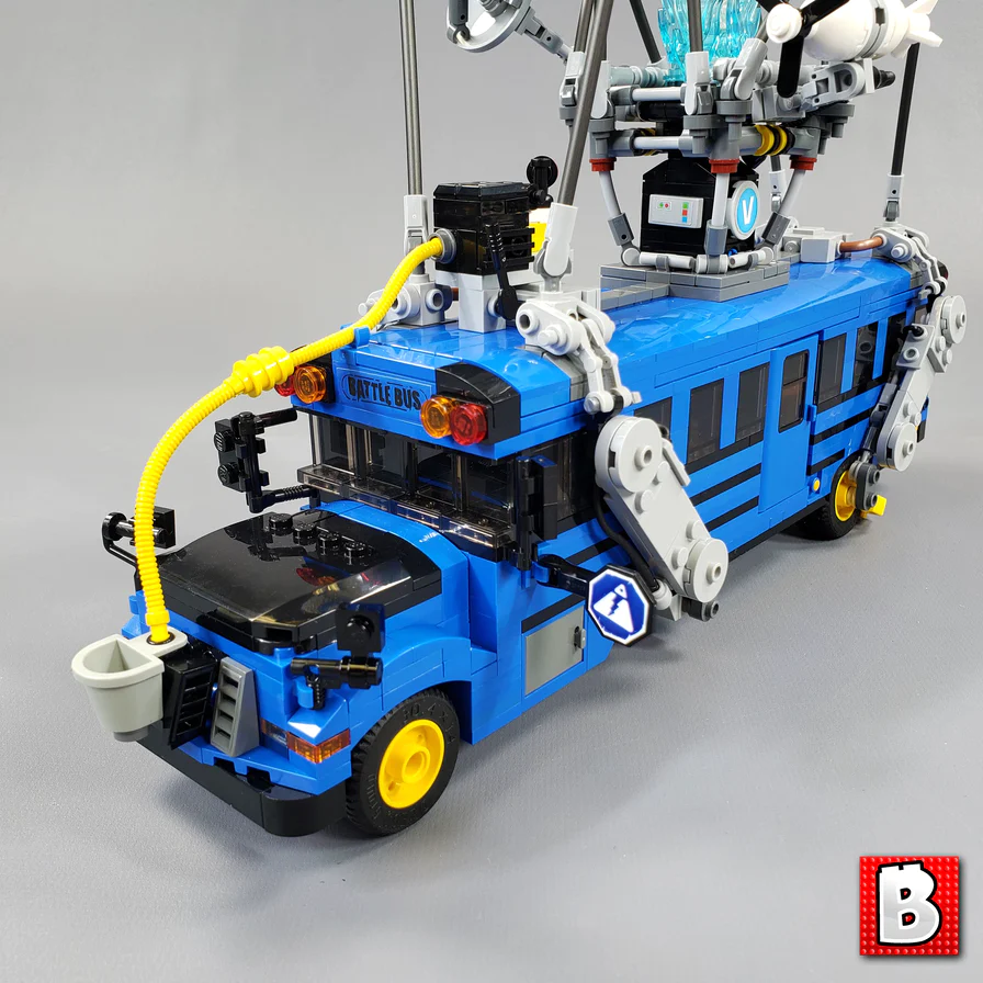 MOC Battle Bus - Fortnite