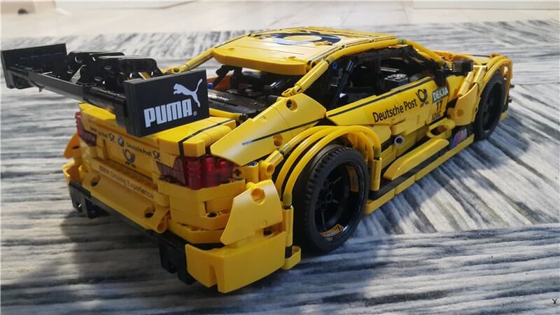 MOC 4142 BMW M4 DTM Super Car 1:10 by Thorsten50