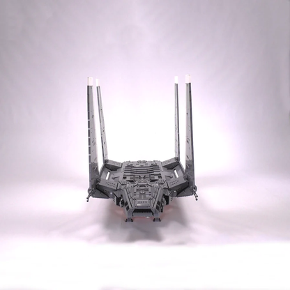 Zeta-Class Cargo Shuttle - Minifig Scale